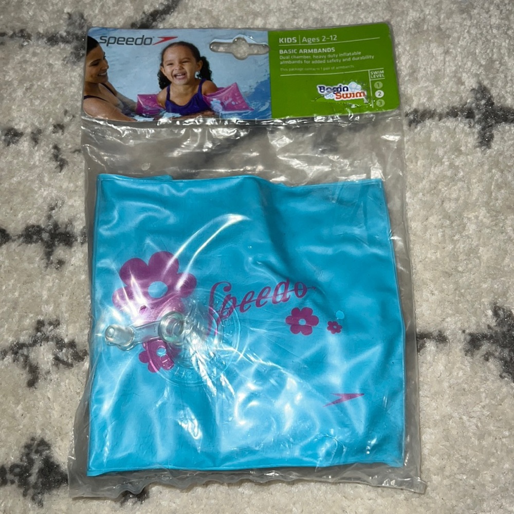 Speedo Basic Armbands ages 2-12